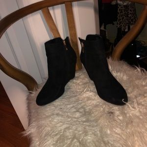 Jessica Simpson booties